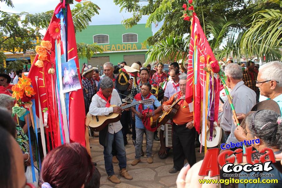 Entrega da Folia do Divino Esp�rito Santo