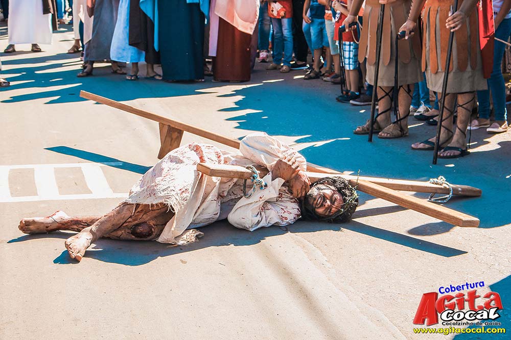 Via Sacra pelas ruas de Cocalzinho