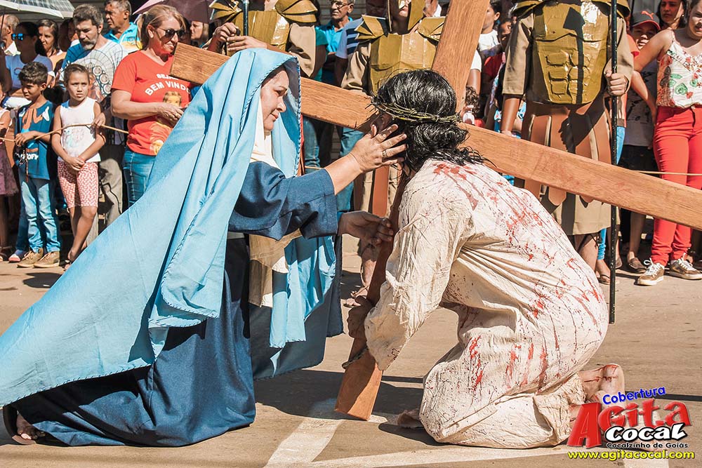 Via Sacra pelas ruas de Cocalzinho