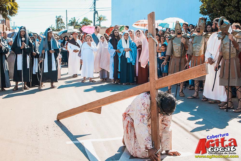 Via Sacra pelas ruas de Cocalzinho