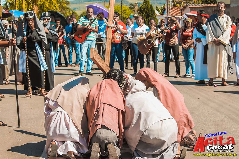 Via Sacra pelas ruas de Cocalzinho