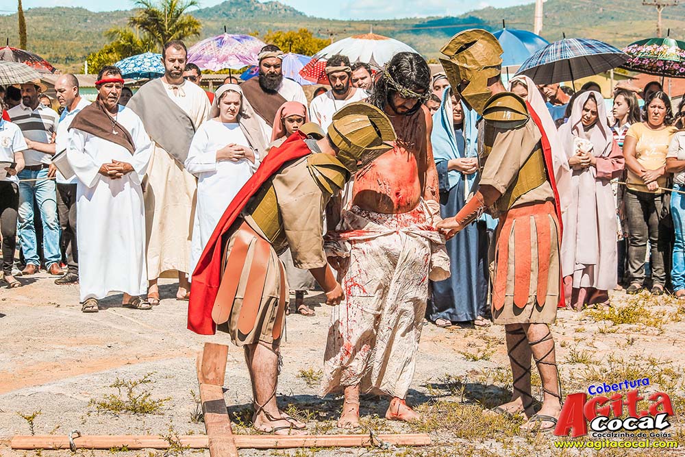 Via Sacra pelas ruas de Cocalzinho