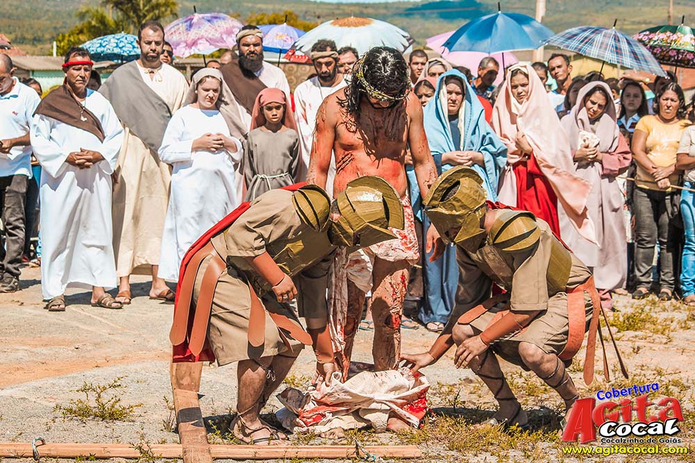 Via Sacra pelas ruas de Cocalzinho