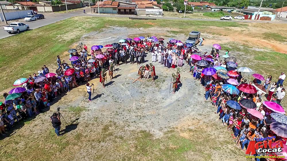 Via Sacra pelas ruas de Cocalzinho