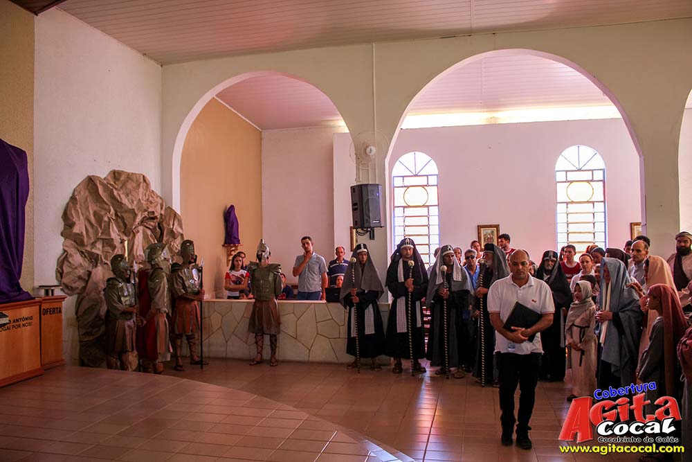 Via Sacra pelas ruas de Cocalzinho