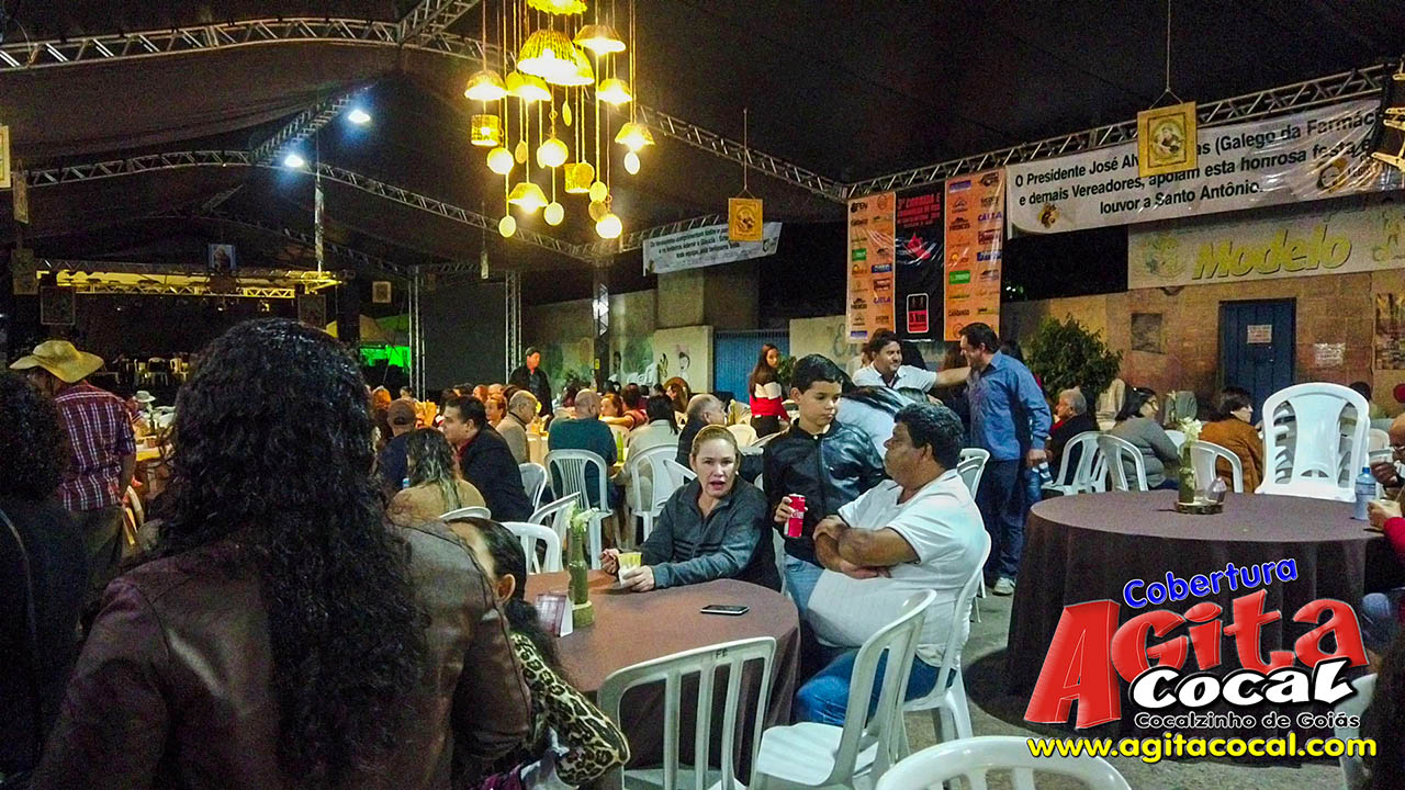 Orquestra de Violeiros - Festa em Louvor � Santo Ant�nio (6� Dia) - 2019