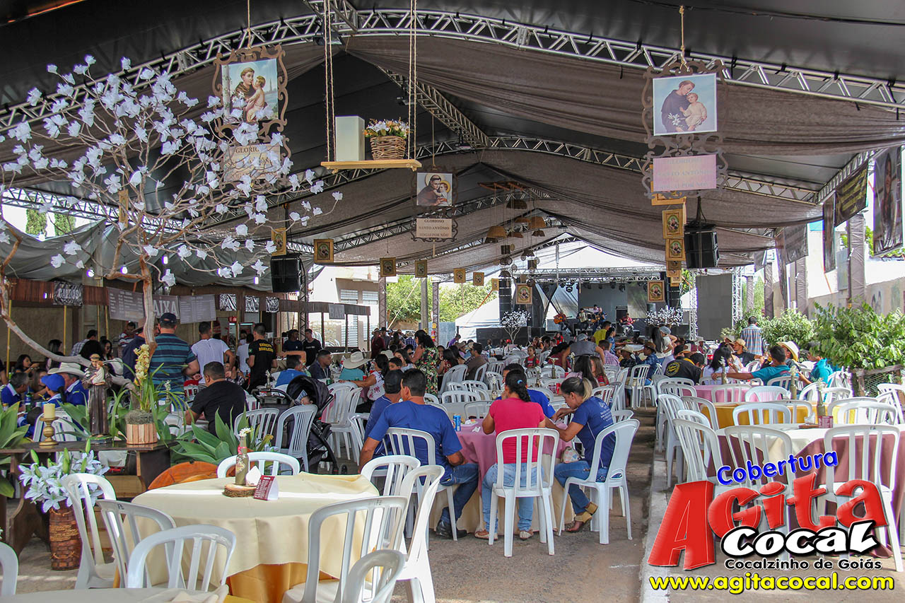 Almo�o e Leil�o de Animais - Festa de Santo Ant�nio (8� Dia)