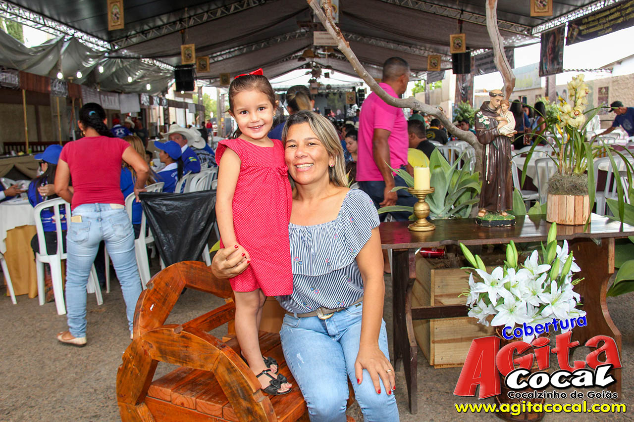 Almo�o e Leil�o de Animais - Festa de Santo Ant�nio (8� Dia)